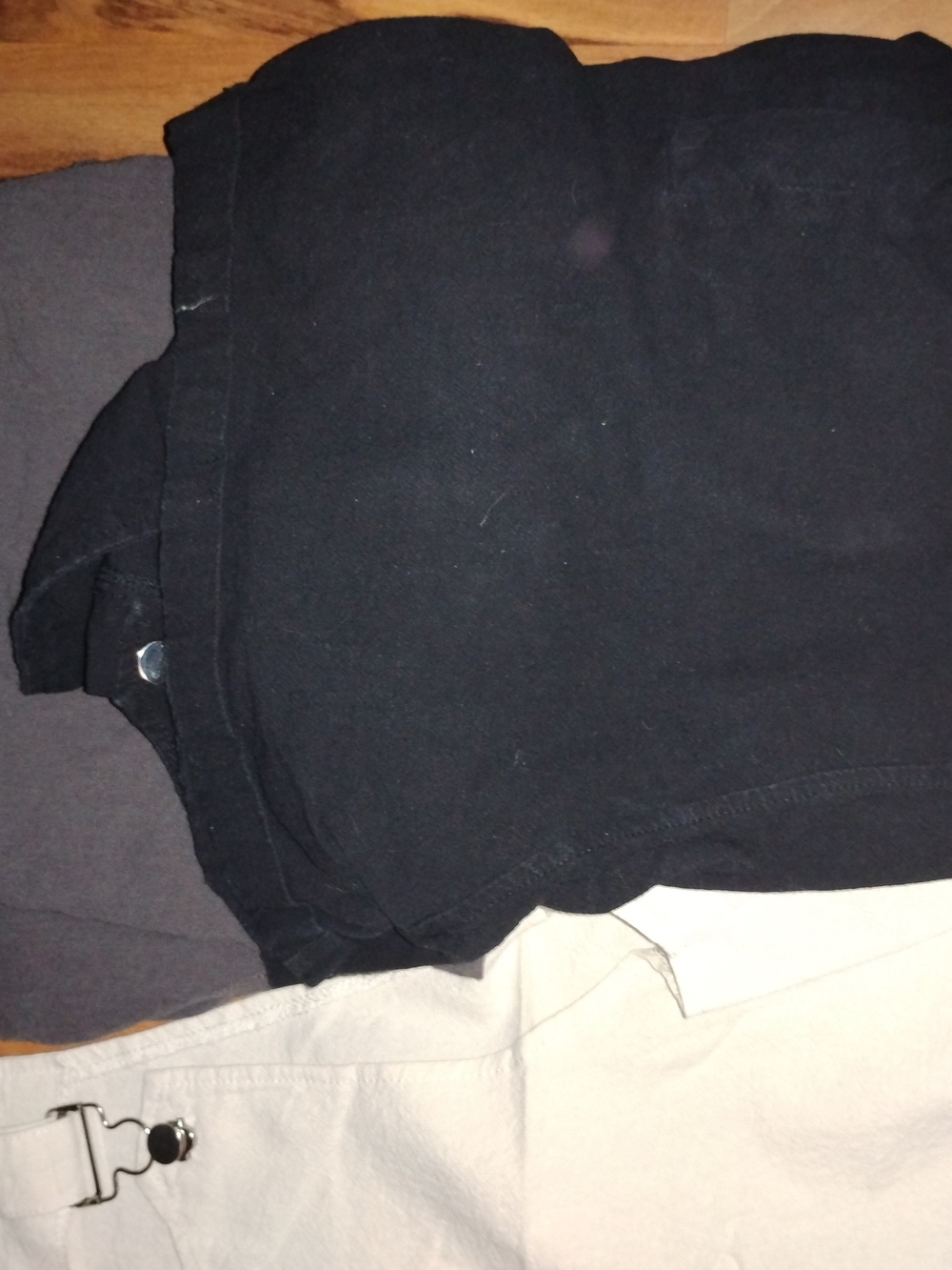 Three Pairs Of Short Overalls with Metal Strap Buckles - Picture 2 of 3